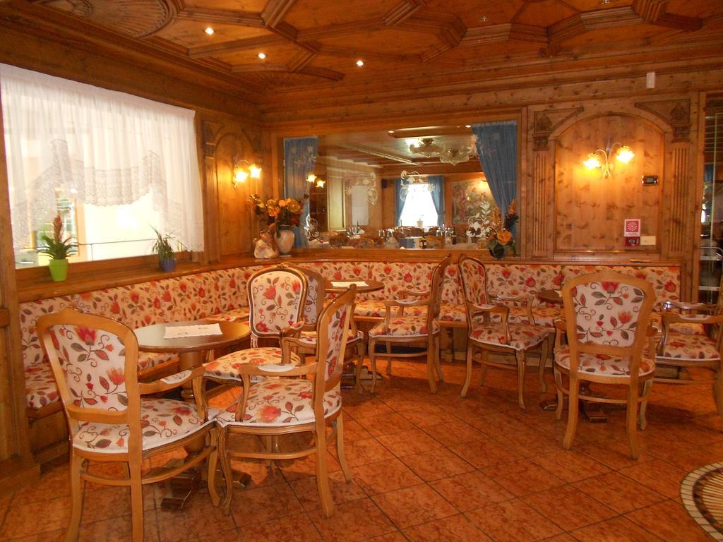 Hotel San Marco Пассо-Сан-Пеллегріно Екстер'єр фото